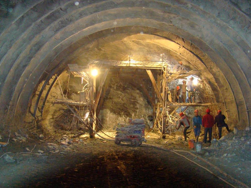 ����ʮ���䵱ɽ������������Ŀ��2010��4�£�