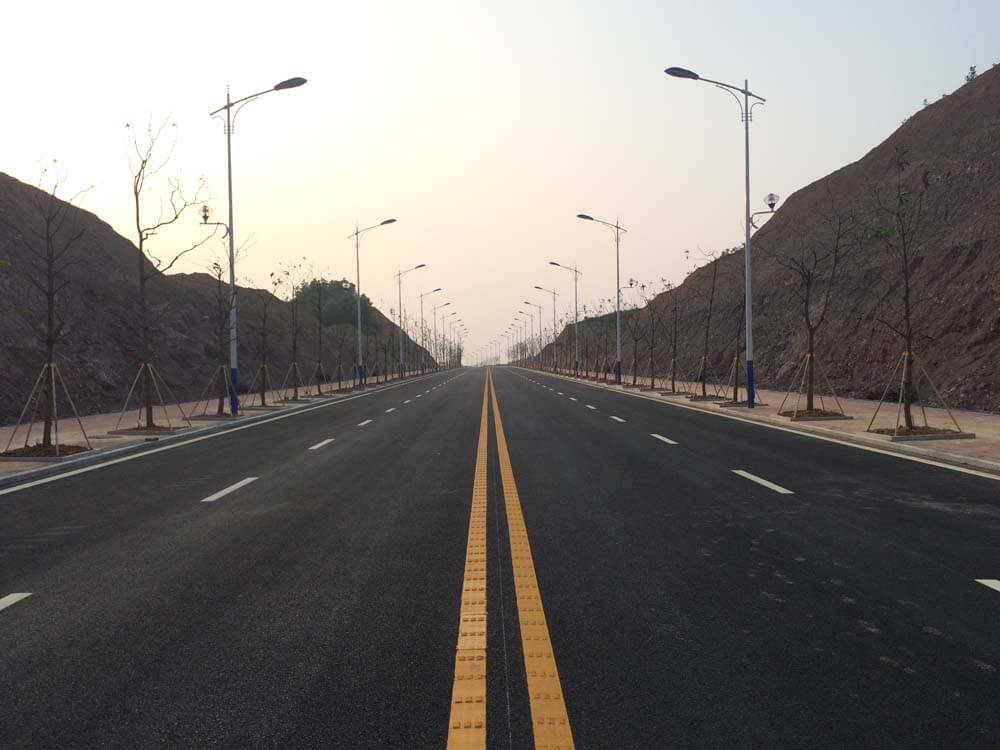 ���ս�կ�ִ���ҵ԰�����ٷ��Ȼ�����ʩ��Ŀ-��ɽ·��2013��6�£�